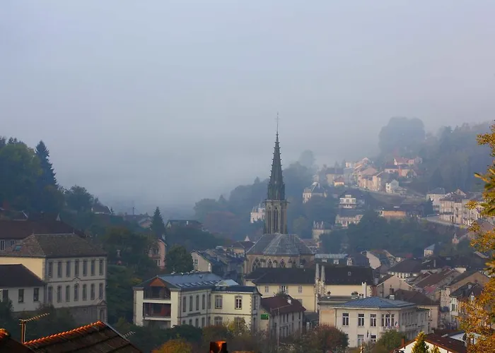 Appolusbratadis 1-4 Personnes Apartmán *